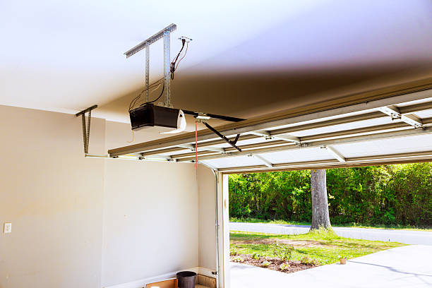 Top rated local Garage Door Panel Replacement specialists in Summerfield, MD